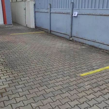 Apartament Turgenevova - Olomoucka A Parkovani Brno